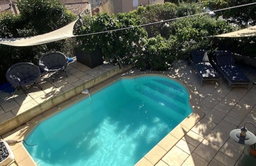 Allauch Villa | Character villa with swimming pool and panoramic view of Marseille harbor