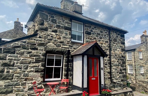 Dolgellau Cottage | Characterful cottage in heart of Dolgellau
