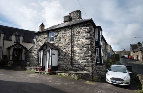 Dolgellau Cottage | Characterful cottage in heart of Dolgellau