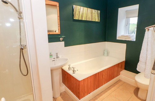 Haltwhistle Cottage | CHARE CLOSE COTTAGE, pet friendly, with open fire in Haltwhistle