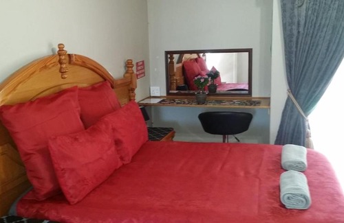 Polokwane House | Chariots Guest House