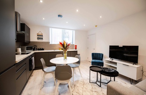 Lytham St. Anne's Apartment | Charles Alexander Short Stay - Windmill House Apt 5