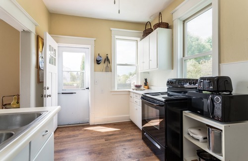 Charlevoix House | Charlevoix Lakeview Home - Sleeps 25!