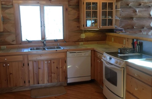 Charlevoix House | Charlevoix's Beautiful Log Home