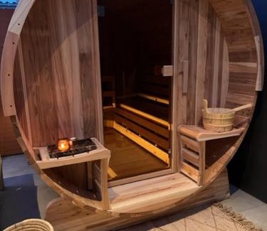 Westkapelle Apartment | Charley's Wellness Suite