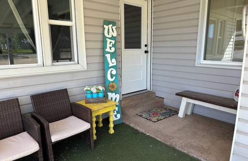 Hanna House | Charlie & Rosie’s Place
