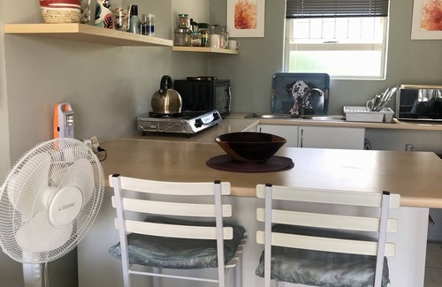 Parklands Cottage | Charlie's Place, Blouberg, Cape Town