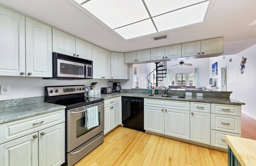 Port Charlotte House | Charlotte County Condo 5910 - Serenity by the River!