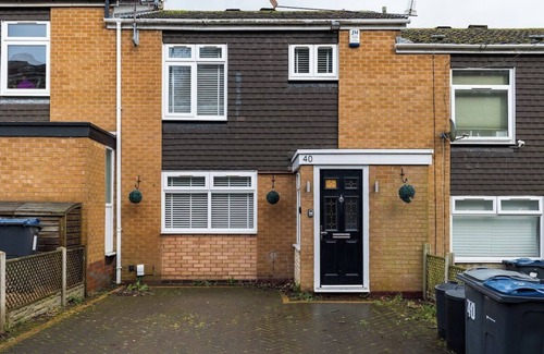 Birmingham House | Charlotte House (Sleeps 7| Contractors| QE| Uni|Cricket| Parking|)