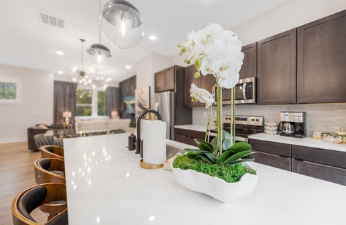 Charlotte House | Charlotte Luxury Townhome! Close to Uptown, Rooftop with City View!