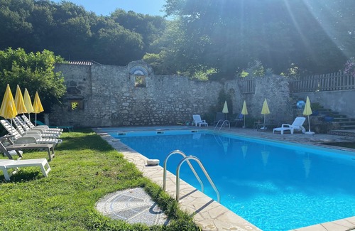 Beauville House | Charm and calm in the countryside