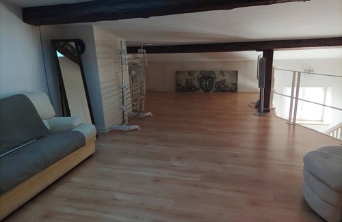 Oyonnax Apartment | Charm and comfort in the heart of the city - Furnished T4 apartment