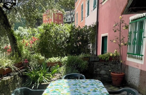 Camogli Apartment | Charm in the Portofino park