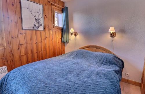 Les Allues Apartment | Charmant 2 Pièces Cabine aux Allues - Résidence Calme avec Wifi - Proche Pistes et Commerces - FR-1-182-251