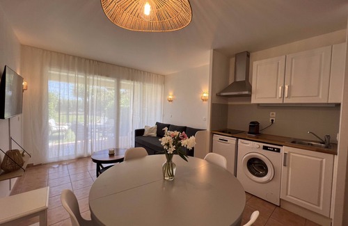 Les Issambres Apartment | Charmant 2 Pièces Avec Jardinet