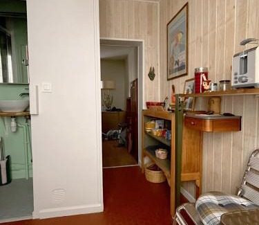 Montmartre Apartment | Charmant 2 pièces Paris Montmartre