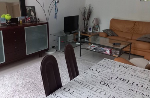 Elancourt Apartment | Charmant 2P Proche de Paris