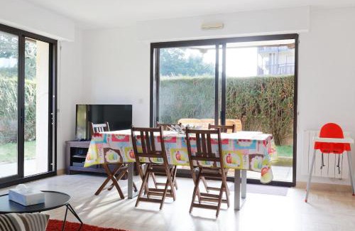 Tourgeville Apartment | Charmant 3 pièces avec jardin à 5mn de la plage