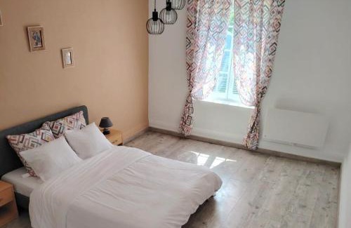 Charleville-Mezieres Apartment | Charmant appartement spacieux & confortable