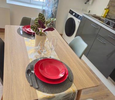 Charleville-Mezieres Apartment | Charmant appartement spacieux & confortable