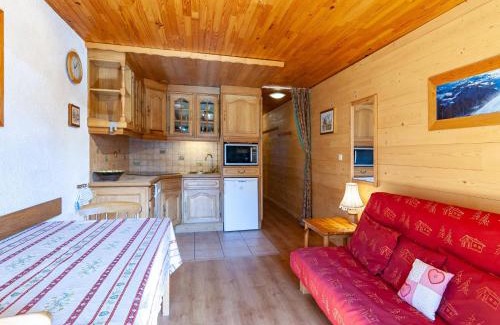 Meribel-Mottaret Apartment | Charmant appart avec balcon, ski-in/ski-out, Méribel - FR-1-355-30