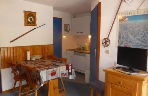 Areches Apartment | Charmant appartement à Arêches-Beaufort avec terrasse, piscine et parking, idéal pour 4 personnes - FR-1-342-139