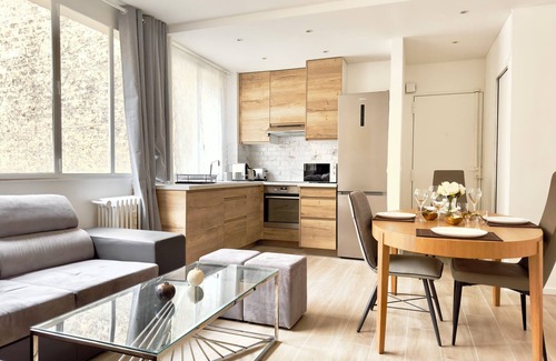 Passy Apartment | Charmant Appartement 4P Face Tour Eiffel