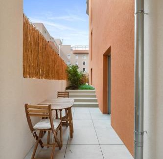 Riquier Apartment | Charmant appartement avec balcon-terrasse & clim