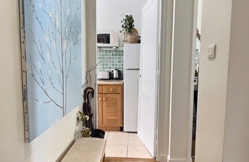 7th Arrondissement Apartment | Charmant Appartement Eiffel Tour/invalides