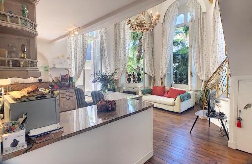 La Croix des Gardes Apartment | Charmant appartement en duplex 288L