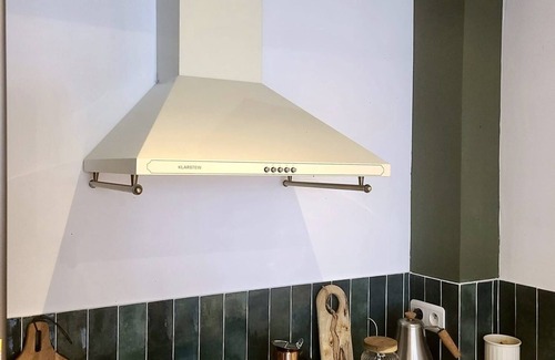 4th Arrondissement Apartment | Charmant Appartement Marseillais