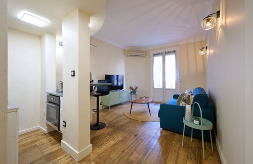 Montrouge Apartment | Charmant Appartement, Idéalement Situé à Montrouge, à Quelques pas de Paris