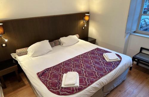 Uzerche Apartment | Charmant appartement RDC familial ou pour le travail