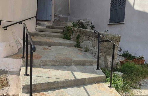 Rogliano Apartment | Charmant Appartement T4 Avec Terrasse à Rogliano, Cap Corse Maccinaggio