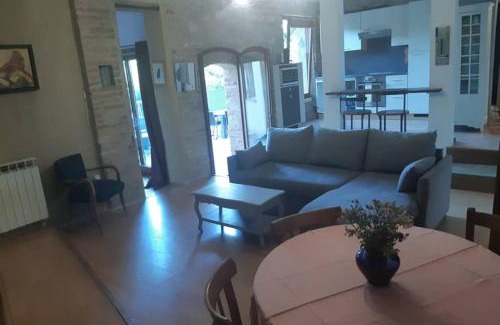 Albi Apartment | Charmant appartement vue sur la rivière.