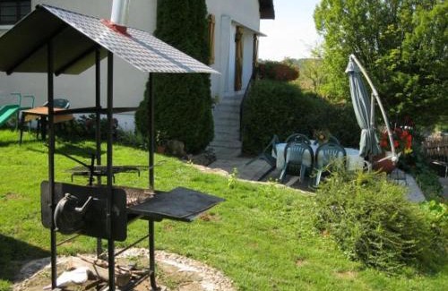 Cousances-les-Forges Bed & Breakfast | Charmant Chalet avec Cheminée - Animaux Acceptés - FR-1-585-157