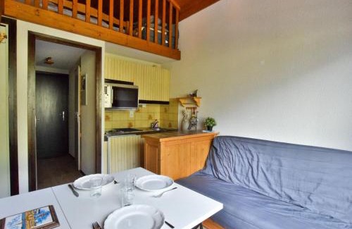 Bernex Apartment | Charmant duplex près des pistes pour 4 personnes avec balcon exposé sud - FR-1-498-88