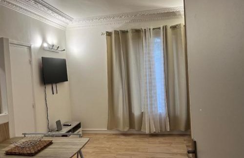 Epinay-sur-Seine Apartment | Charmant F2 de 35 m2 idéalement situé à Épinay-sur-Seine