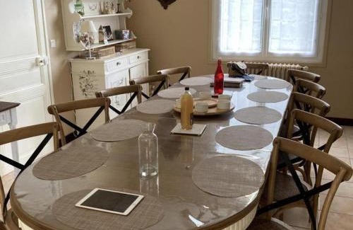 Sepmes House | Charmant Gîte à Sepmes: Jardin Privé, Accès Wifi, Proche Châteaux de la Loire et Vignobles - FR-1-381-552