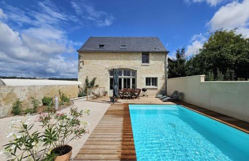 Avon-les-Roches House | Charmant Gîte 6 Pers avec Piscine Privée et Jardin, Avon-les-Roches - FR-1-381-629