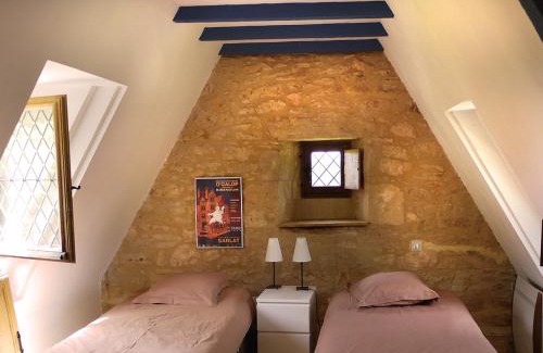 Beynac-et-Cazenac House | Charmant gîte Linol avec piscine