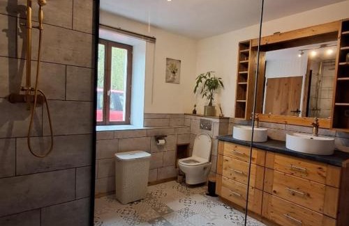 Lesignac-Durand House | Charmant gite en bord de lac