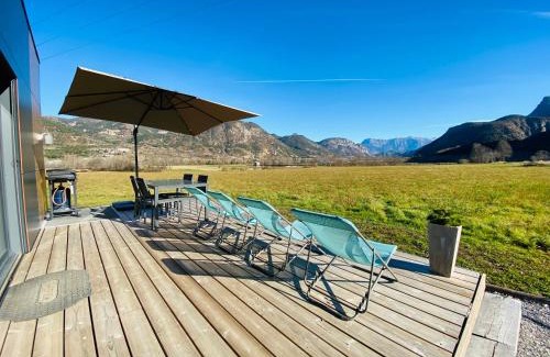 Rochebrune House | Charmant logement entre Lac et Montagne