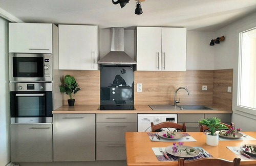 Le Barcares Apartment | Charmant Logement Rdc, 100m de Plage, Climatisé, Terrasse BBQ Privée