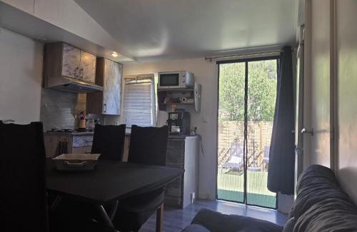 Gemenos Ski Chalet | Charmant Mobil home avec piscine privative