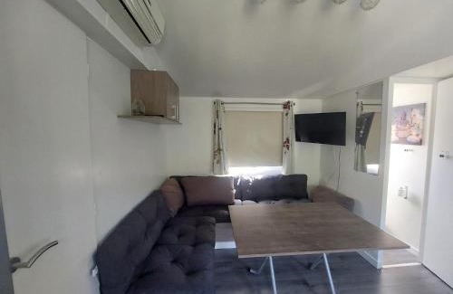 Gemenos Ski Chalet | Charmant Mobil home avec piscine privative