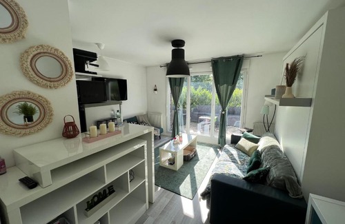 Serris Apartment | Charmant studio à 7 min de Disney