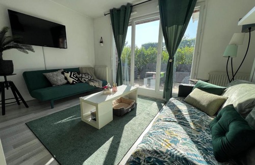 Serris Apartment | Charmant studio à 7 min de Disney