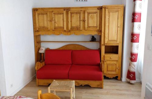 Cauterets Apartment | Charmant studio à Cauterets avec balcon et couchages pour 4 personnes - FR-1-812-62