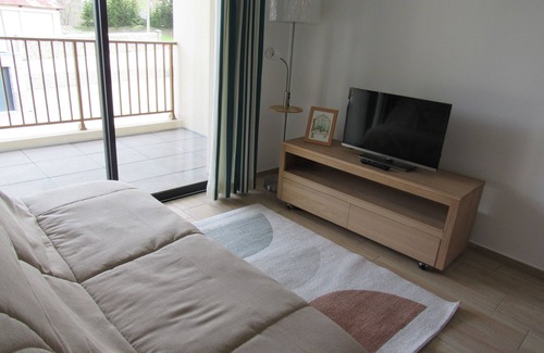 Formigueres Apartment | Charmant Studio Avec Parking et Garage Pour Déposer en Sécurité vos Équipements
